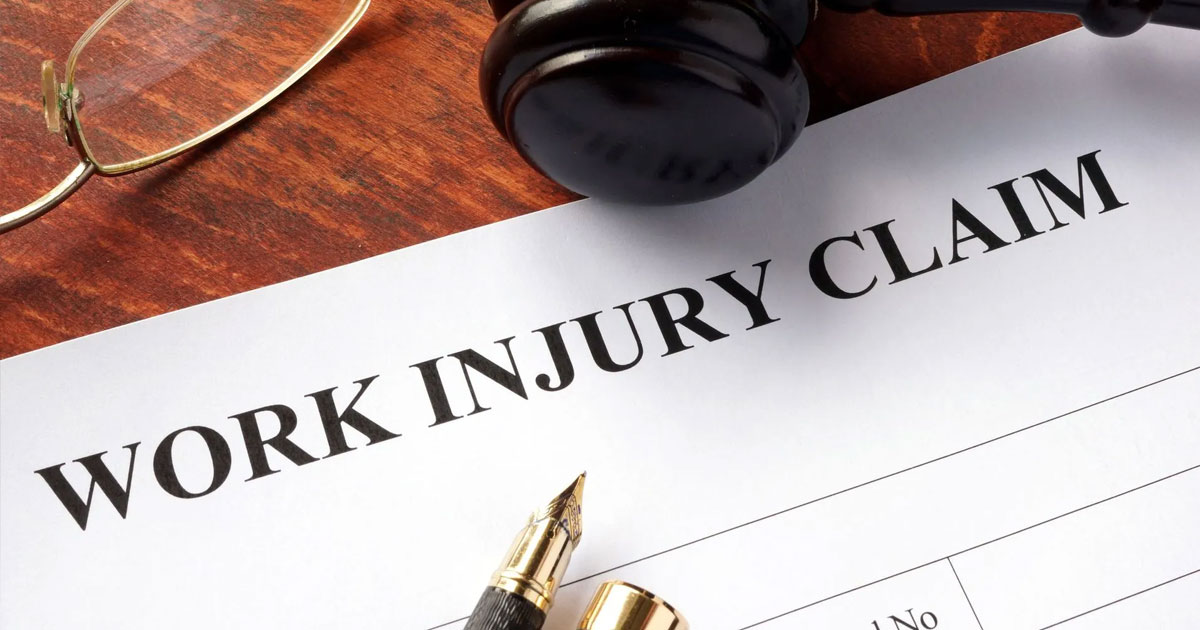 7 Signs It’s Time to Hire a Workers’ Comp Lawyer
